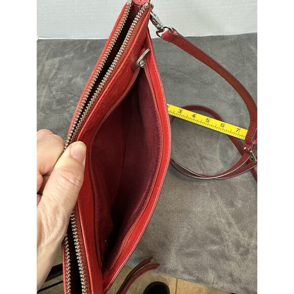 Fossil Red Leather Credit Card Slots Zipper Closure Crossbody Bag - Picture 16 of 16